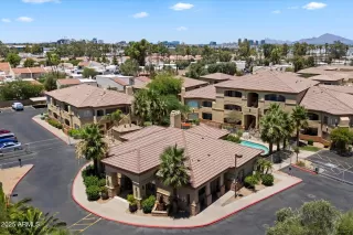 Photo #1: 6882807 Listing 