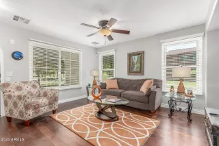 Photo #5: 6882838 Listing 