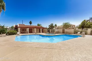 Photo #2: 6882849 Listing