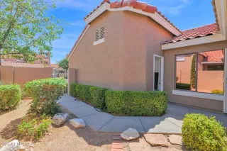 Photo #5: 6882975 Listing 