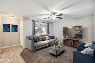 Photo #4: 6882992 Listing 