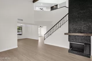 Photo #3: 6883042 Listing