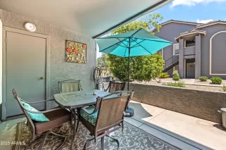 Photo #5: 6883117 Listing 