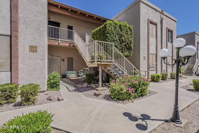 MLS: 6883188 Condo For Sale