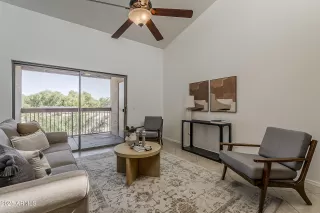 Photo #3: 6883188 Listing