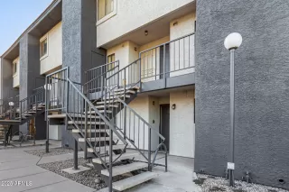More Details about MLS # 6883274 : 1215 E LEMON STREET#231
