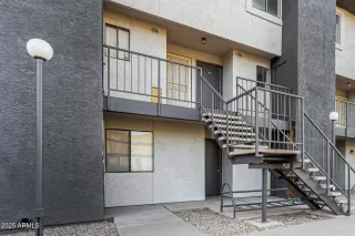 Photo #1: 6883274 Listing