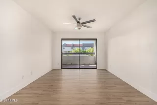 Photo #5: 6883274 Listing