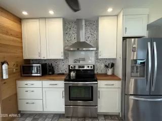 Photo #3: 6883354 Listing 