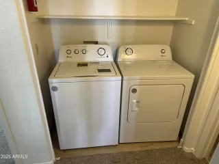 Photo #6: 6883410 Listing 