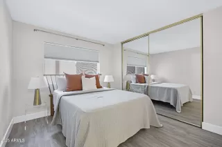 Photo #4: 6883430 Listing 