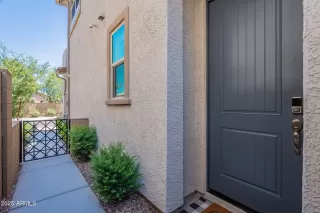 Photo #2: 6883433 Listing 