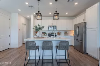 Photo #6: 6883433 Listing 