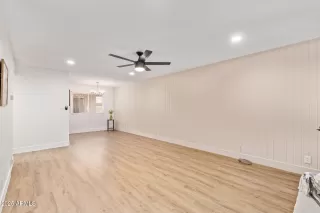 Photo #5: 6883481 Listing 