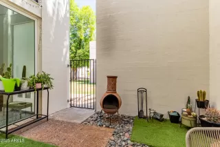 Photo #4: 6883907 Listing 