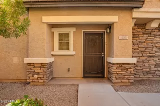 Photo #1: 6884526 Listing