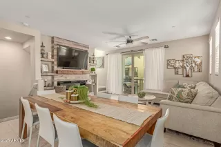 Photo #3: 6884579 Listing 