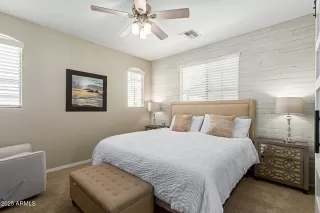 Photo #5: 6884579 Listing 