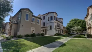 Photo #1: 6884642 Listing 