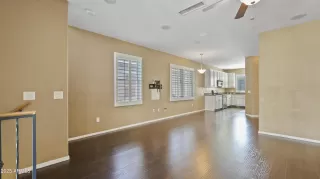 Photo #5: 6884642 Listing 