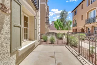 Photo #3: 6884780 Listing 