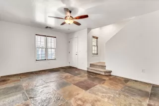 Photo #6: 6884780 Listing 