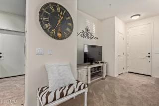 Photo #2: 6885502 Listing