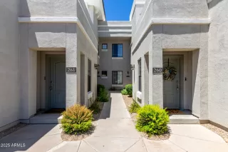 Photo #3: 6885630 Listing 