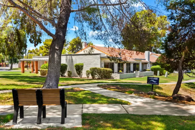 MLS: 6885695 Condo For Sale