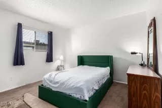 Photo #6: 6885751 Listing