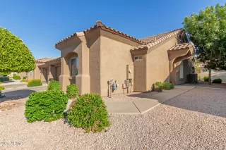 Photo #1: 6886128 Listing 