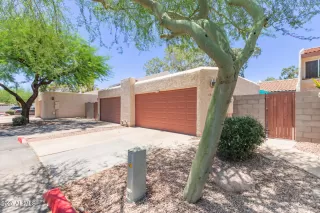 Photo #2: 6886291 Listing 