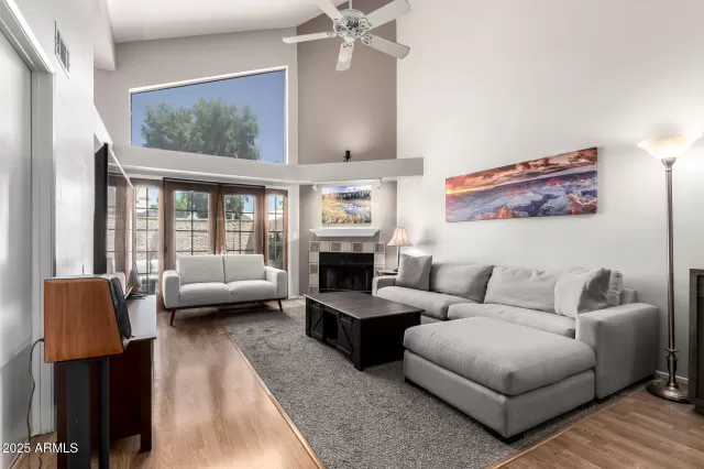 MLS: 6886342 Condo For Sale