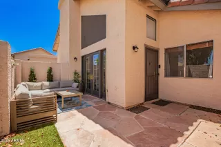 Photo #1: 6886342 Listing 