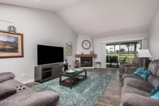 Photo #2: 6886532 Listing 