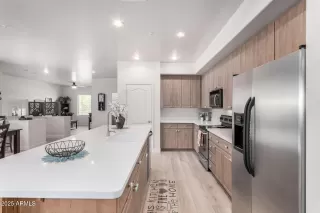 Photo #4: 6886589 Listing 