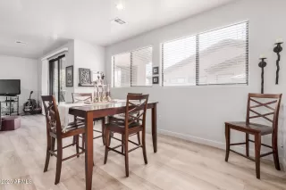 Photo #6: 6886589 Listing 