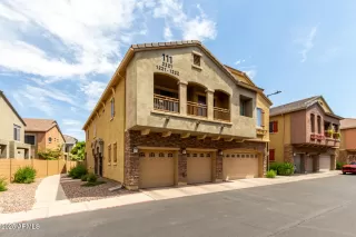 Photo #4: 6886642 Listing 