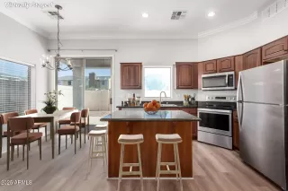 Photo #6: 6886993 Listing 