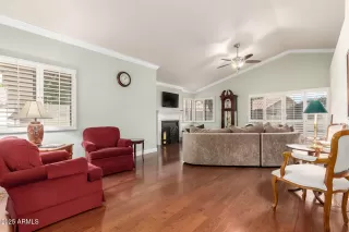 Photo #4: 6887030 Listing 