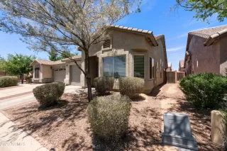 Photo #2: 6887271 Listing 