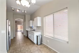 Photo #4: 6887271 Listing 