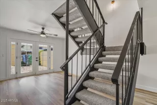 Photo #5: 6888122 Listing 