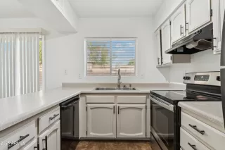 Photo #1: 6888229 Listing 