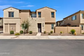 Photo #1: 6888491 Listing 