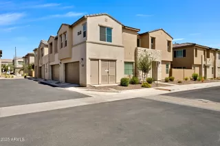 Photo #2: 6888491 Listing 