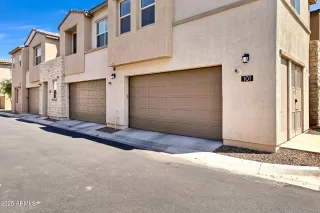 Photo #3: 6888491 Listing 