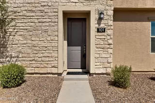 Photo #5: 6888491 Listing 