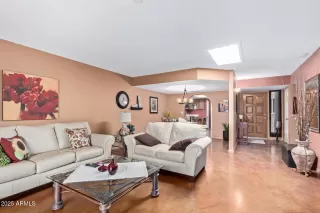 Photo #3: 6888586 Listing 