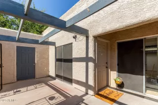 Photo #1: 6888974 Listing 